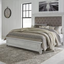 Kanwyn Whitewash King Upholstered Panel Bed

