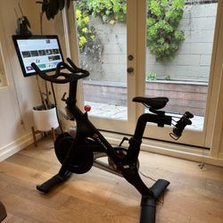 Peloton Bike