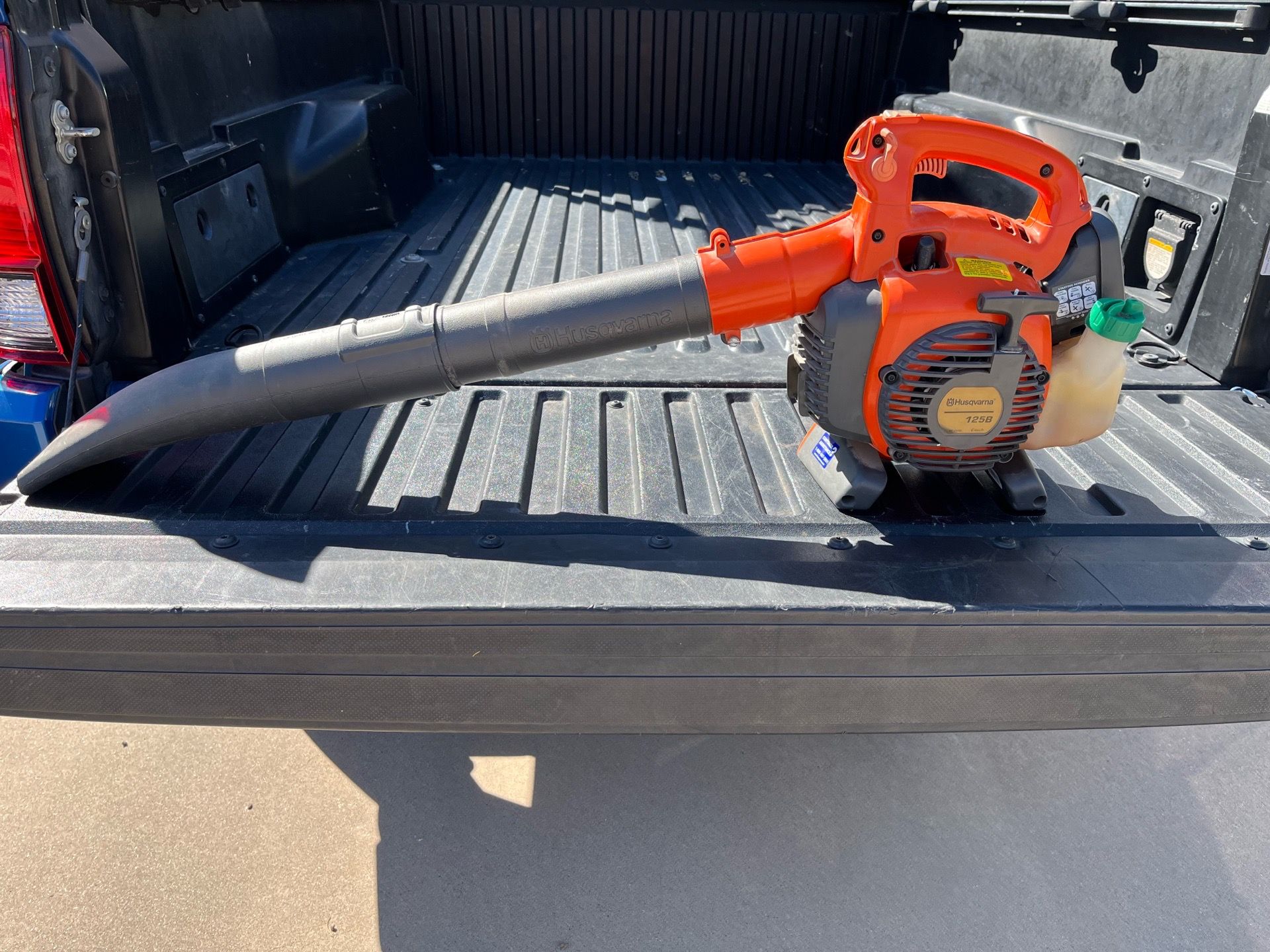 Husqvarna 125b Leaf Blower