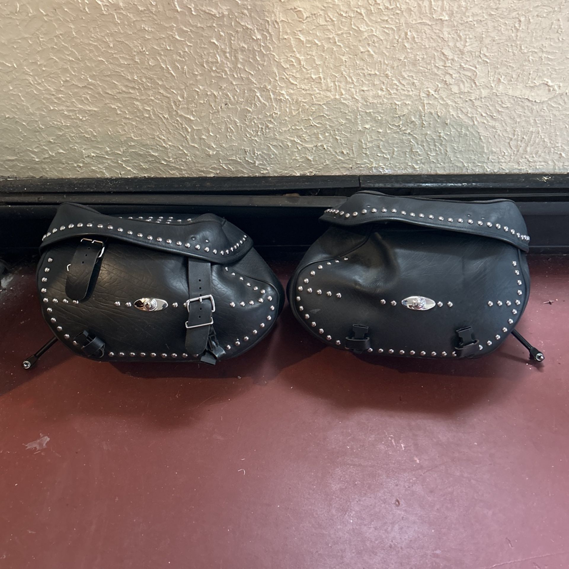 2 Leather Bags