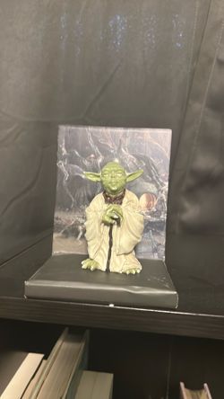 3in Yoda Statue