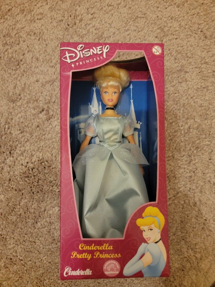 NEW Applause Disney Princess Cinderella Pretty Princess 9 Inch