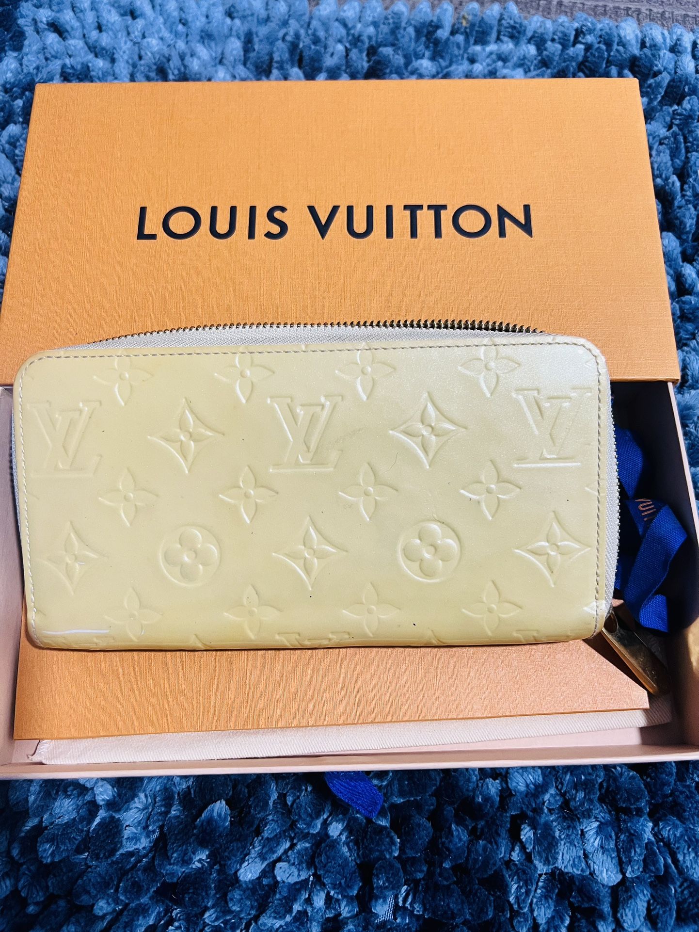 Authentic LV Wallet 