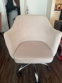 Pink vanity makeup chair