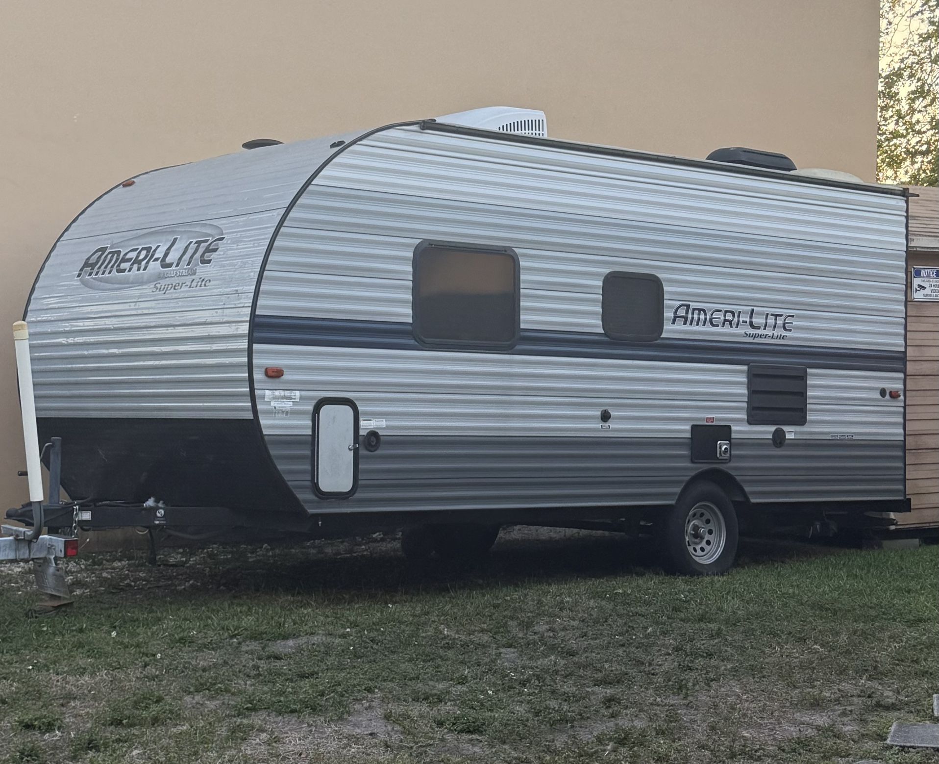 RV 18’