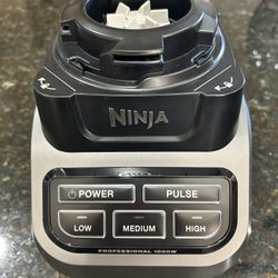 Ninja Professional 1000W Base Black Like New BASE ONLY