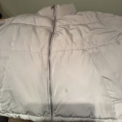 White Puffer Jacket XL