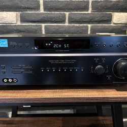 Sony STR DE697 7.1 Channel 700 Watt Audio Video A/V Receiver