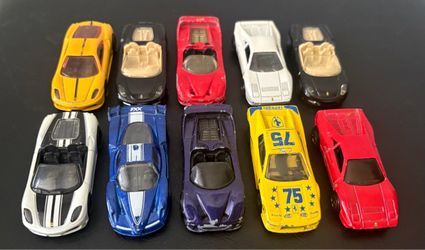 Hotwheels vintage Ferraris
