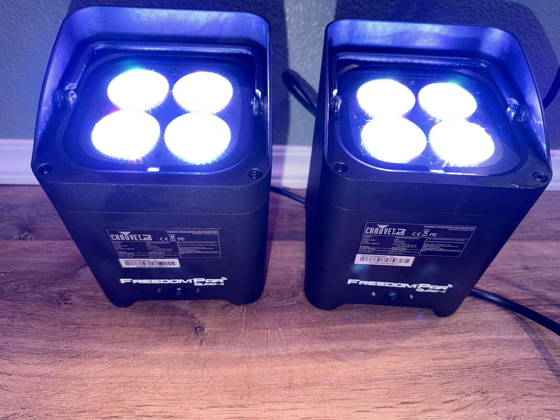 CHAUVET DJ FREEDOM PAR QUAD 4 LIGHTING STUDIO BACKGROUND