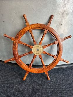 Authentic Wood Ship’s Wheel