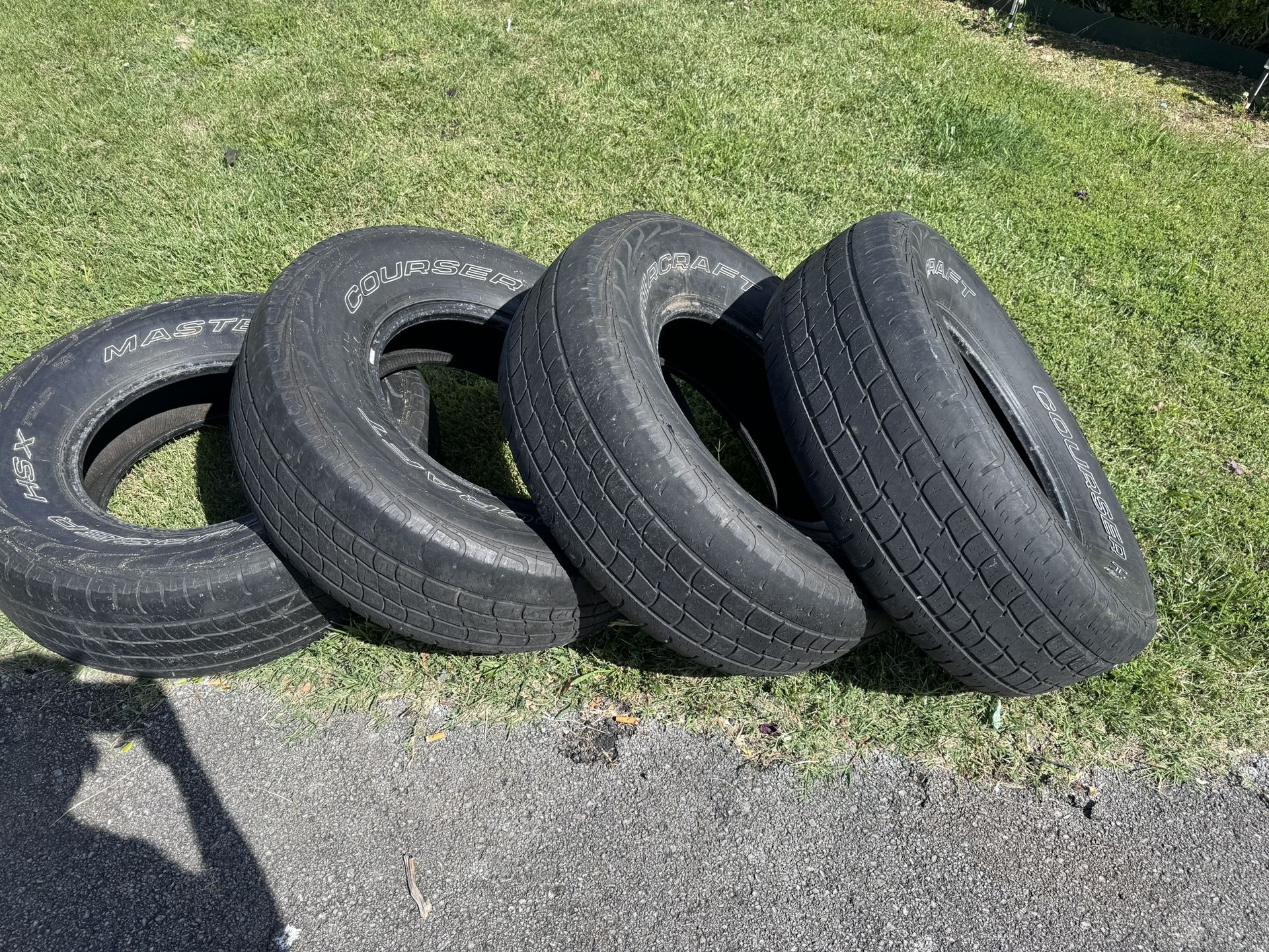 265/75/16R Tires
