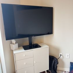 TV, TV Stand, Entertainment Center for Sale!