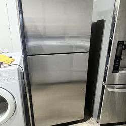 Kenmore Stainless Steel Refrigerador 30 Wide 