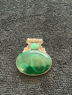 vintage artisan 9.25 silver gemstone pendant malachite