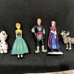 DISNEY FROZEN 5 FIGURE BUNDLE - ANNA ELSA KRISTOFF OLAFF AND SVEN -  3 1/2  INCH FIGURES