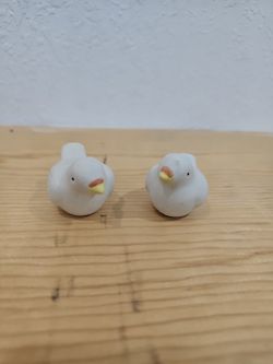 Vintage Ceramic Chicks Salt & Pepper Shaker Set 