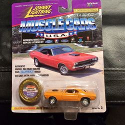 Johnny Lightning Challenger 