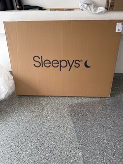 BRAND NEW Full size Sleepy basic adjustable bed base with Remote