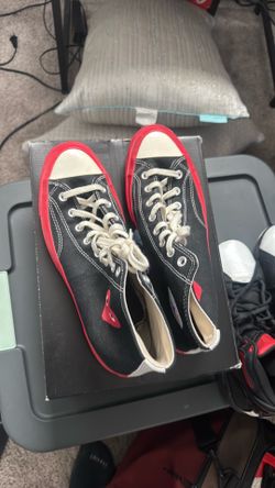 Heart converse red