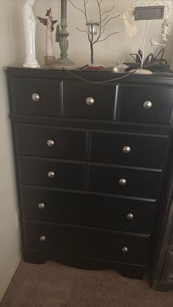 6 Drawer Black Dresser