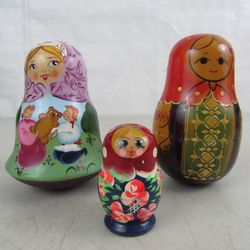 Russian Matryoshka Hand Painted Signed Chimes Pair Of Roly-Poly's



