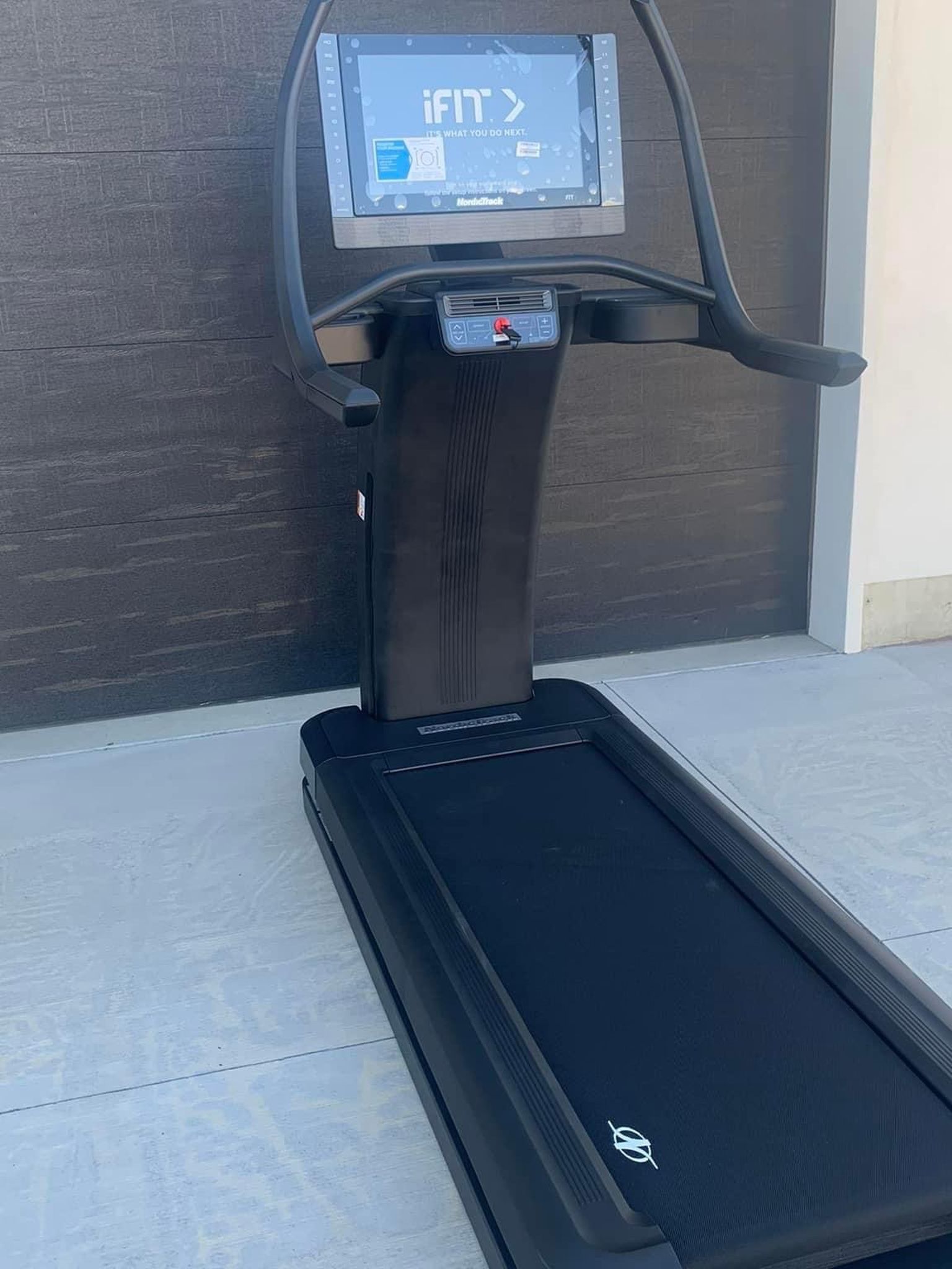 Nordic Track treadmill X22i Brand New In Box