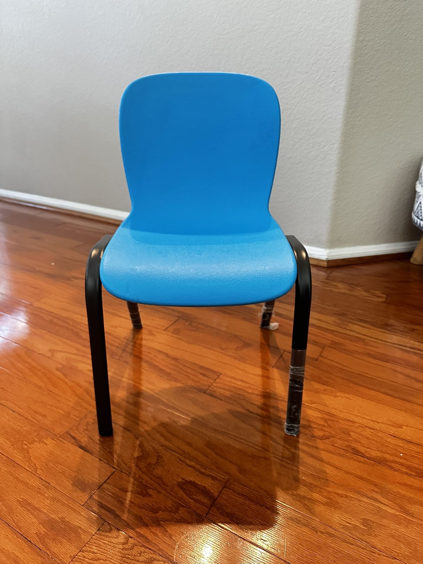 Costco Lifetime Kids Chair (almost New)