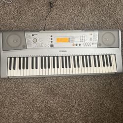 Yamaha portable electronic keyboard
