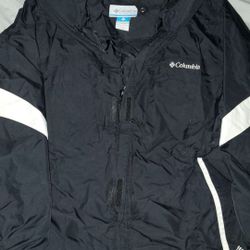 Columbia jacket size 14/16 ( Brand New) With Attachable Hood. Waterproof Rain Jacket