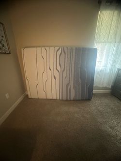 Queen mattress