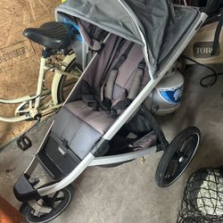 Thule Jogging Stroller