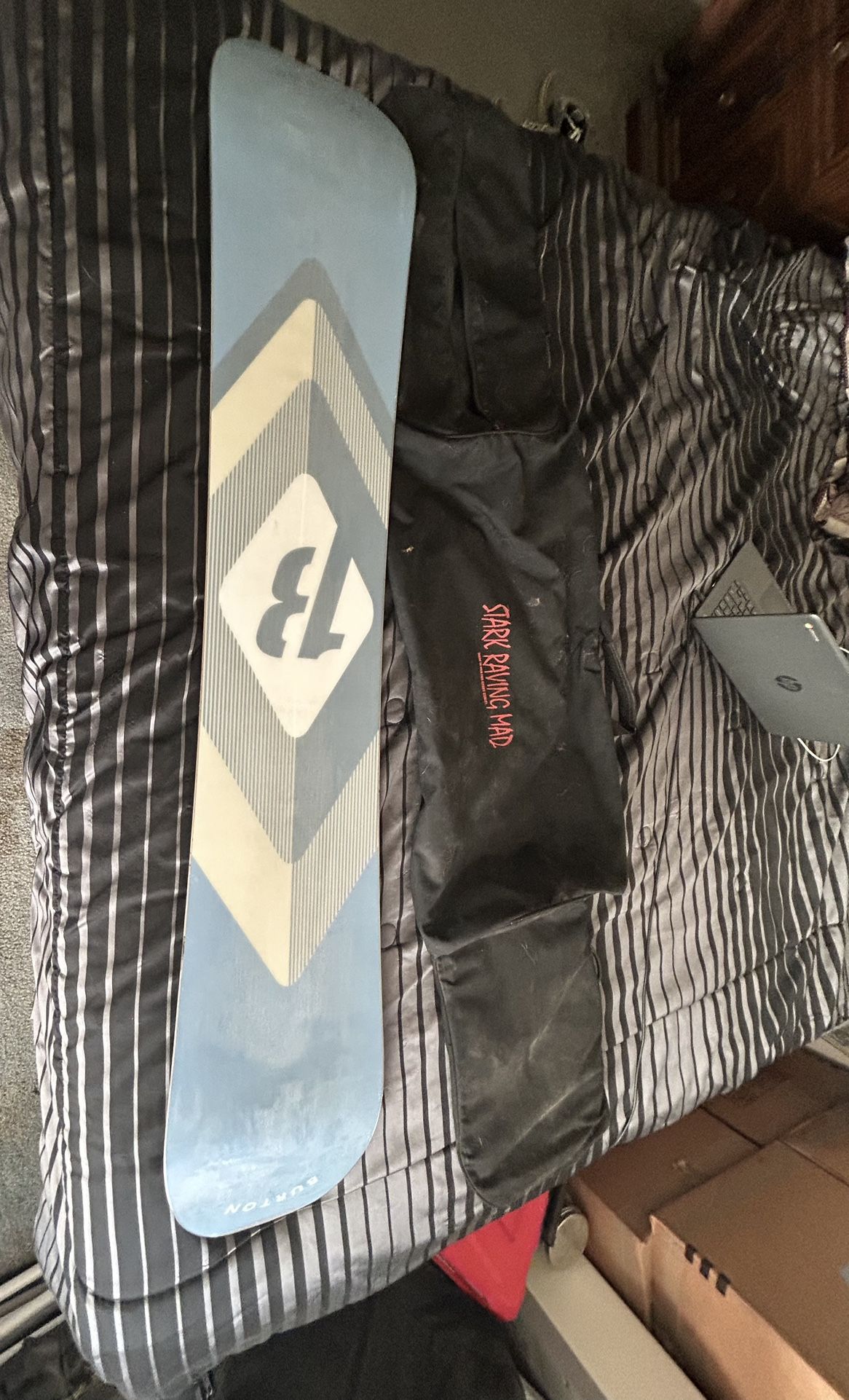 Snowboard