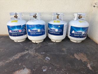 Moving Sale: Set of 4 Propane Tanks (2 Full, 1 Half, 1 Empty) – 20 lb BBQ / Patio