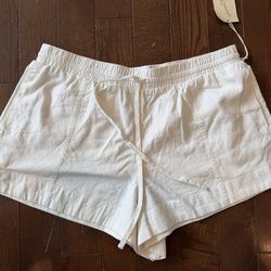 NWT Women’s Size Large White Linen Shorts $12