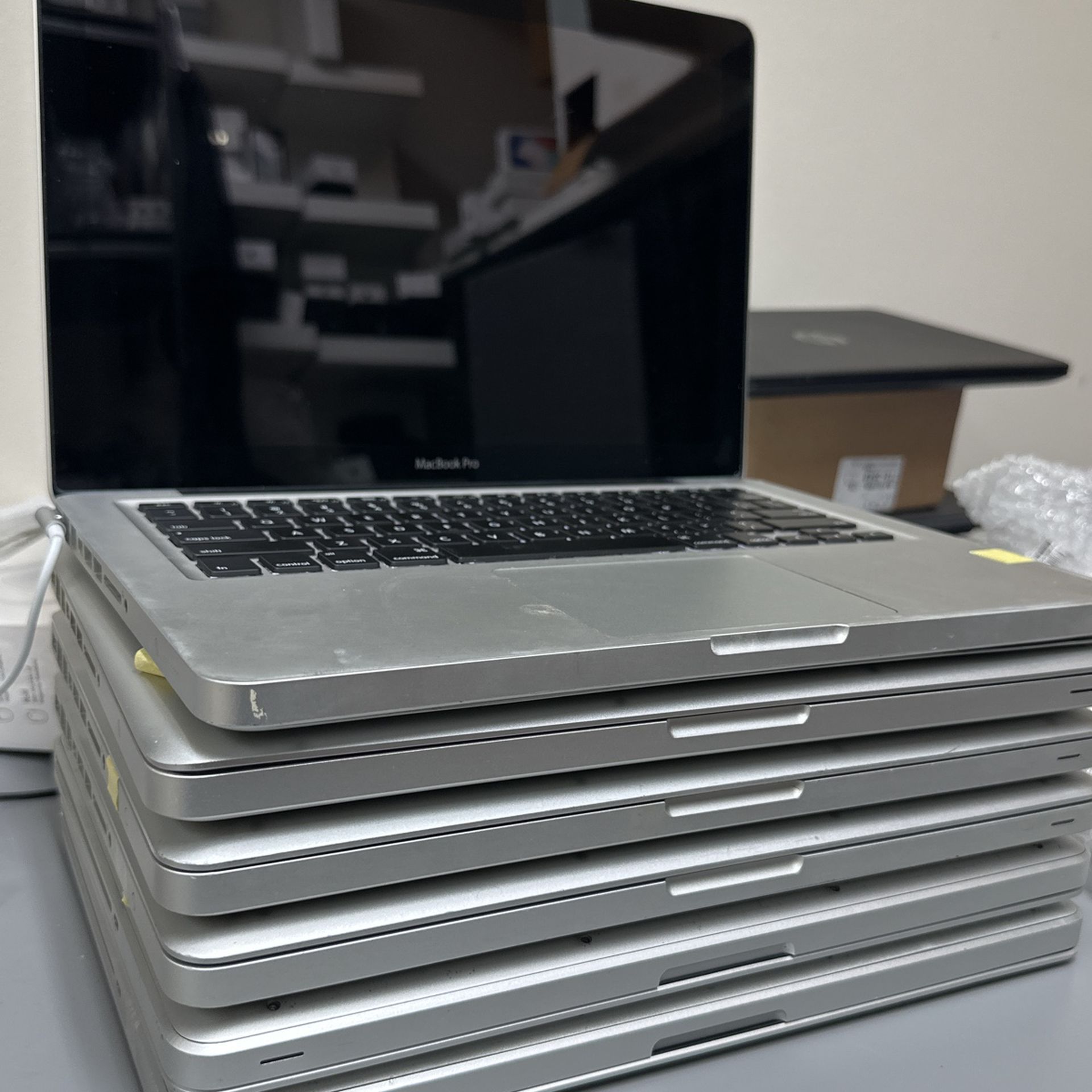 MacBook Pro MD101