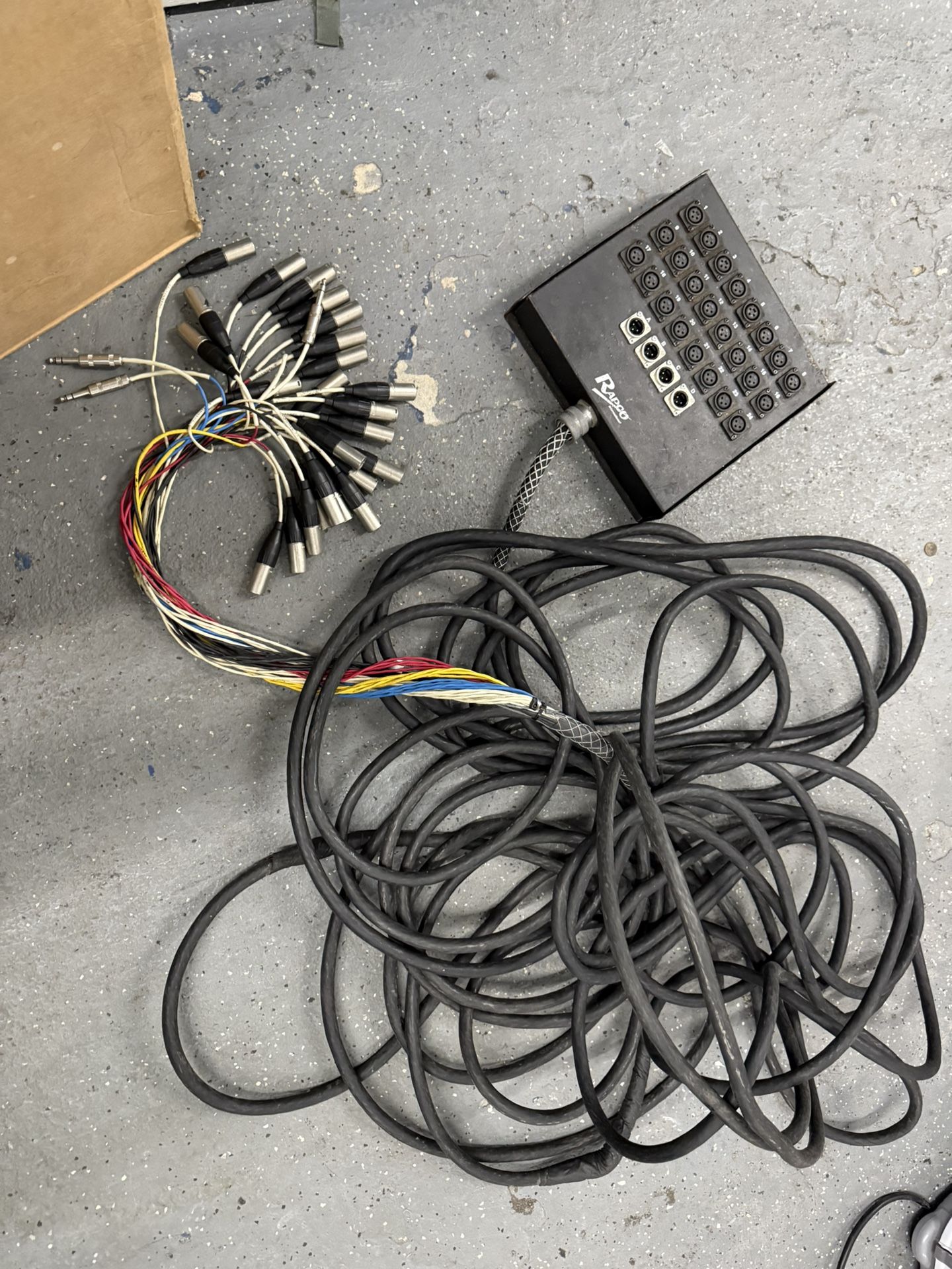 Rapco 24x4 Channels 50 Foot 24 Input 4 Outputs Audio XLR Snake Cable & Stage Box