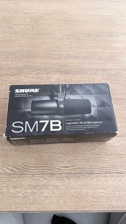 Shure SM7B Cardioid Dynamic Vocal Microphone