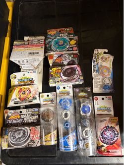 11 New Beyblade Lot Takara Tomy Burst Metal Fusion Masters Hasbro BB B-104 B131