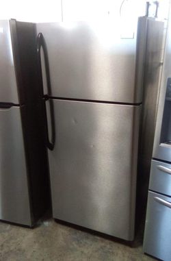 Frigidaire Top Mount Stainless Fridge
