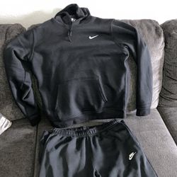 Nike Hoodie/Sweats set - size large  