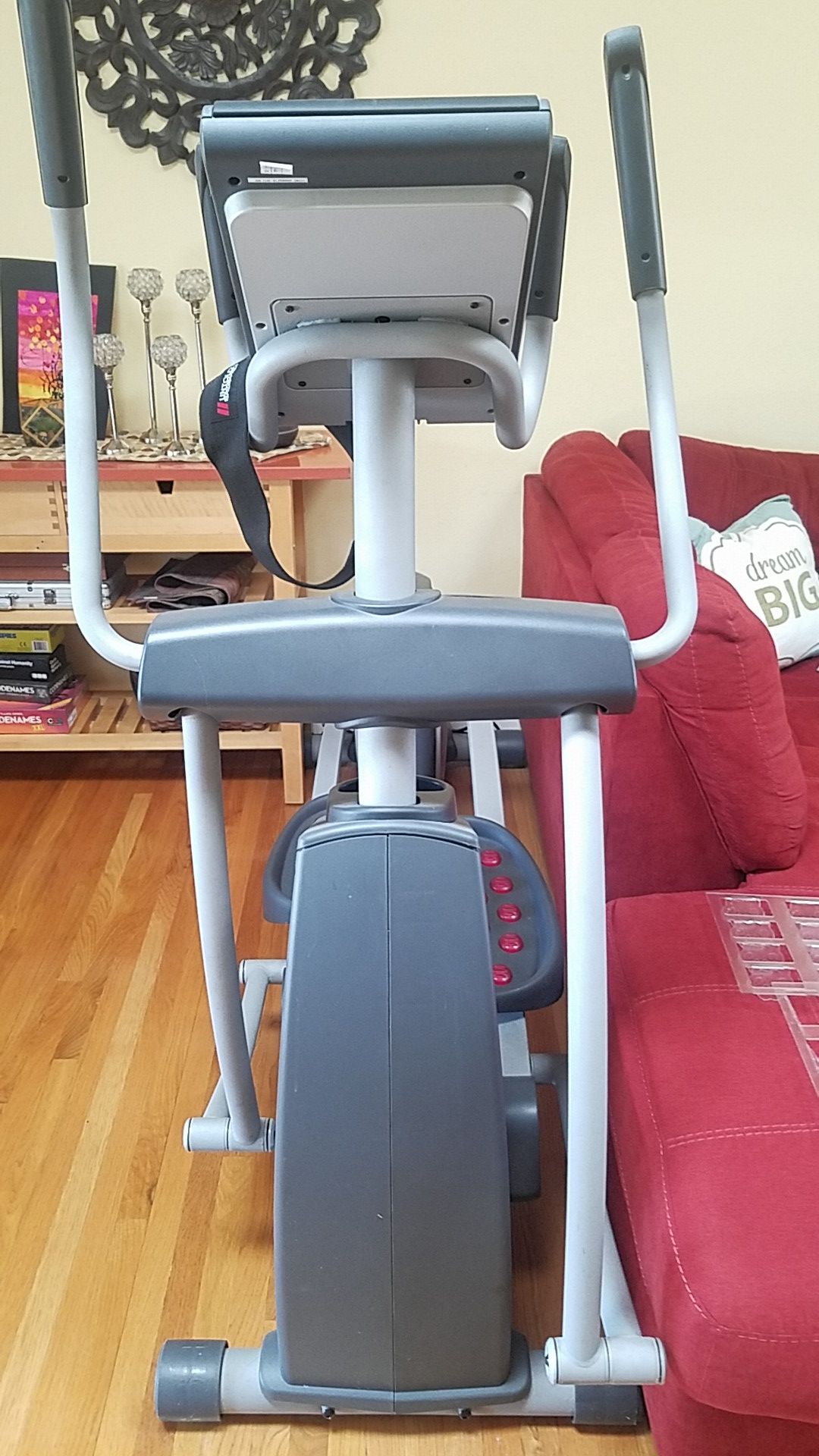 Pro-form Elliptical with automatic incline