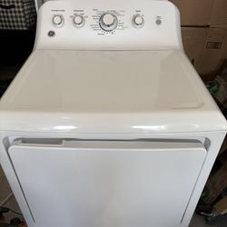 GE washer and Dryer white