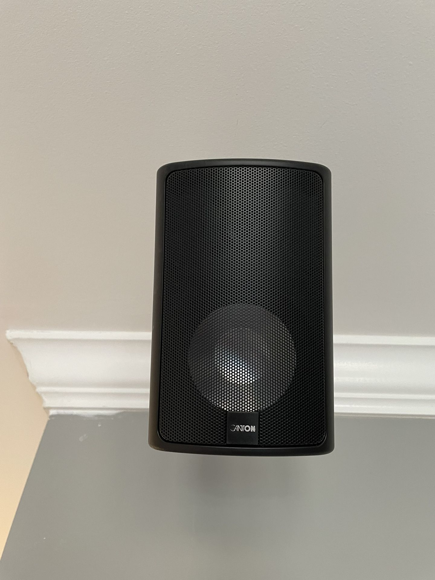 Canton Plus X.2 Surround Sound Speakers Set Of 4