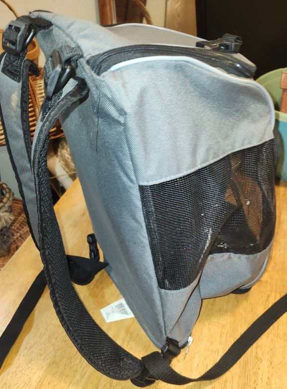 Pet Carrier Backpack