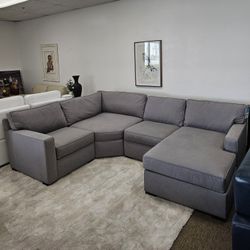 4-PC Fabric Sectional 
