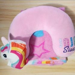 Girl's Neck Pillow And Blanket Set 