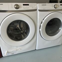 New 2021 Samsung Front Load Washer And Electric Dryer Set(Stackable)