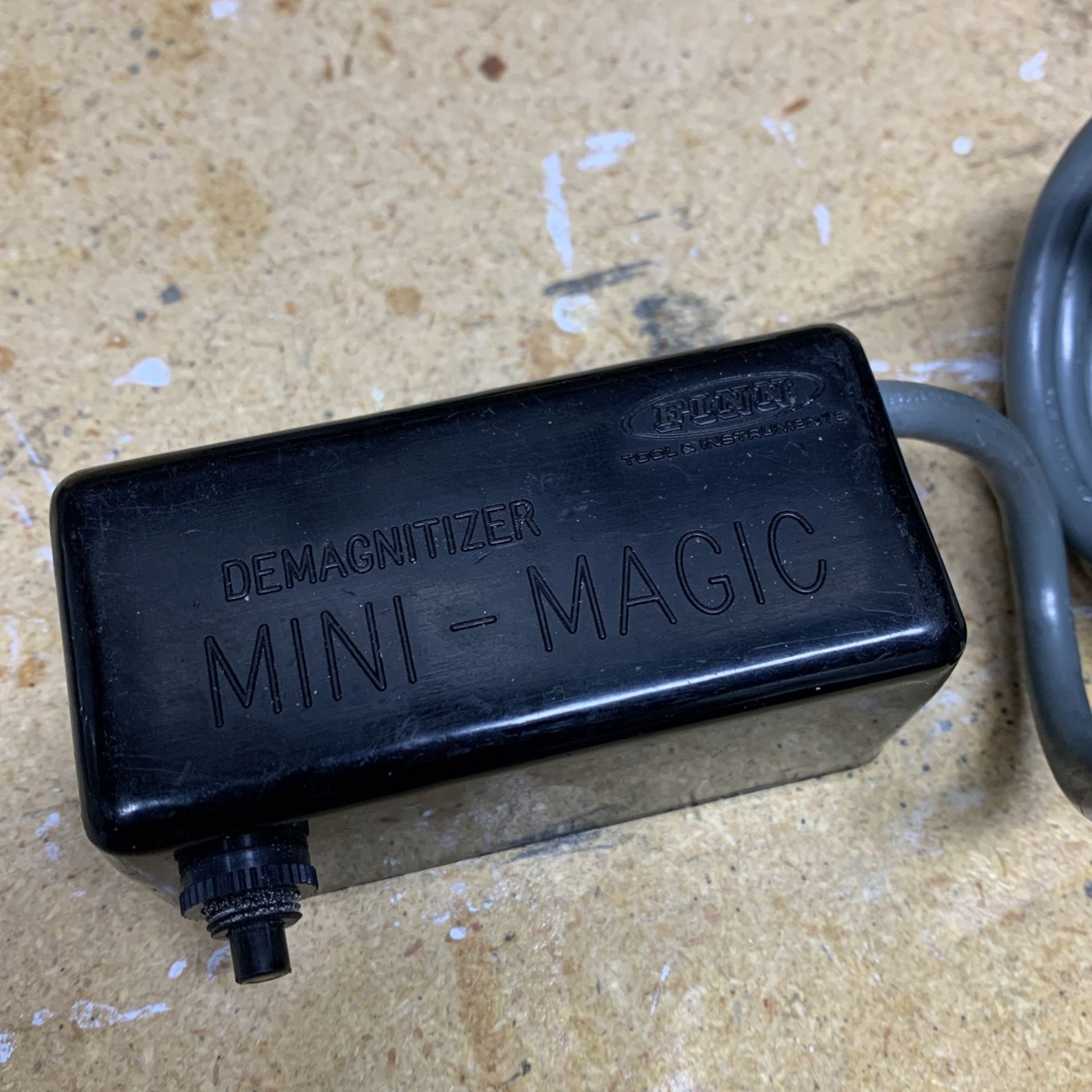 Mini Handheld Demagnitizer