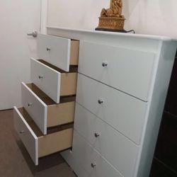 8 Drawer Compress Wood Dresser 